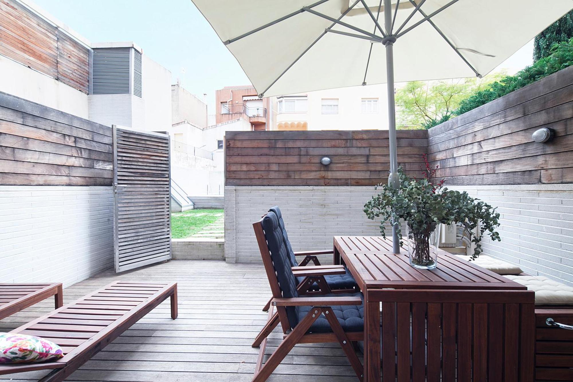 My Space Emirates - Splendid With Terrace And Pool Near Park Gueell Appartement