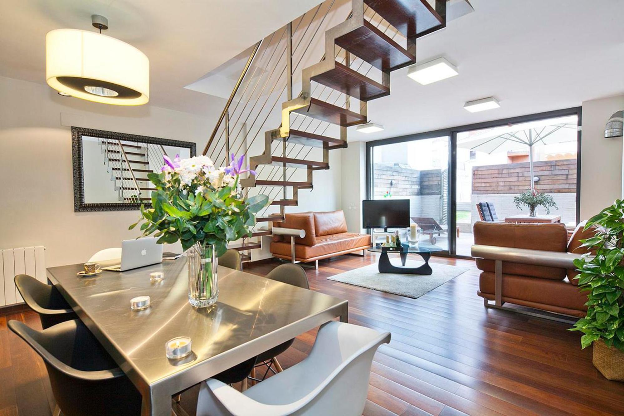 My Space Emirates - Splendid With Terrace And Pool Near Park Gueell Appartement Barcelone