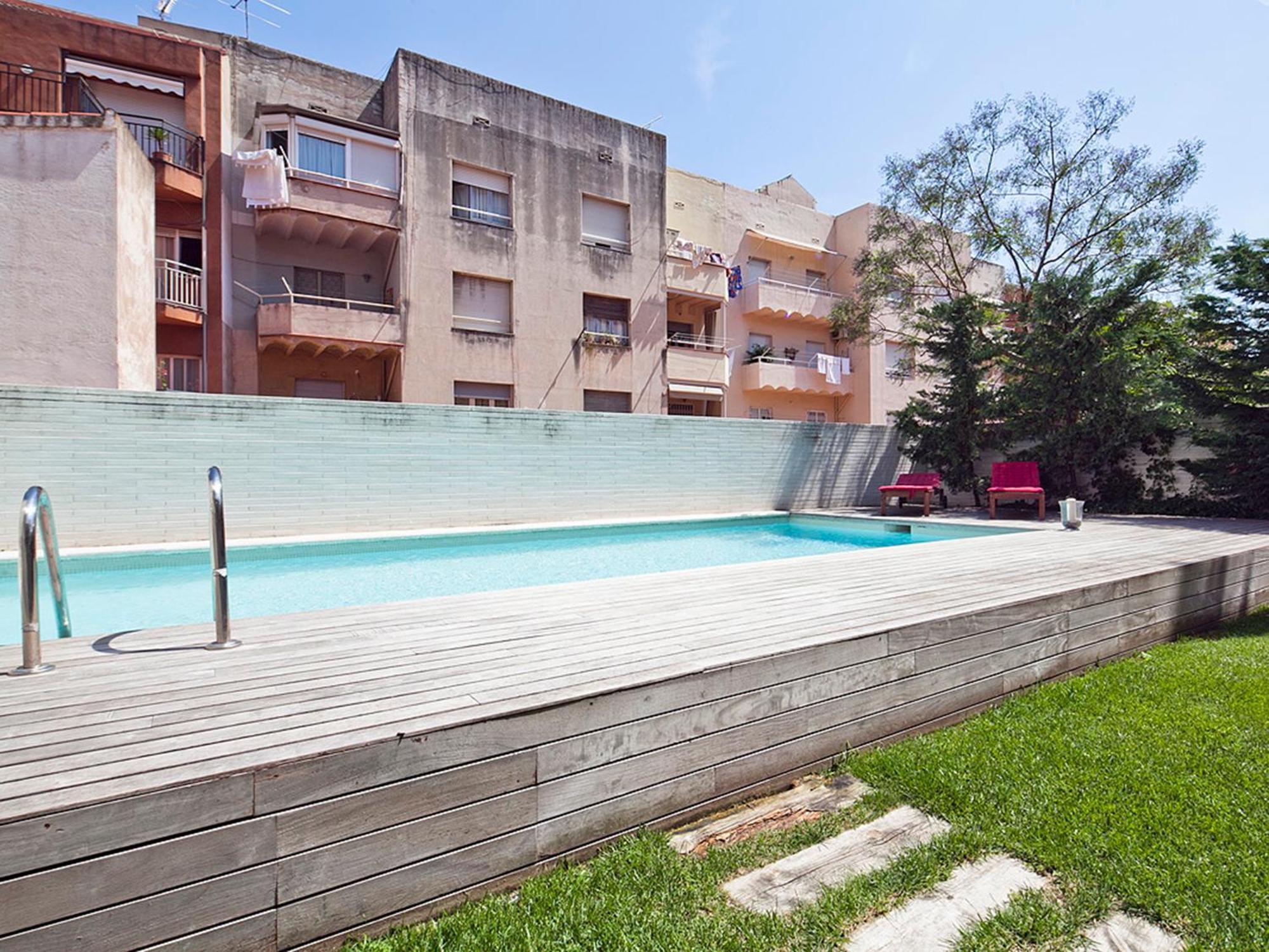 My Space Emirates - Splendid With Terrace And Pool Near Park Gueell *