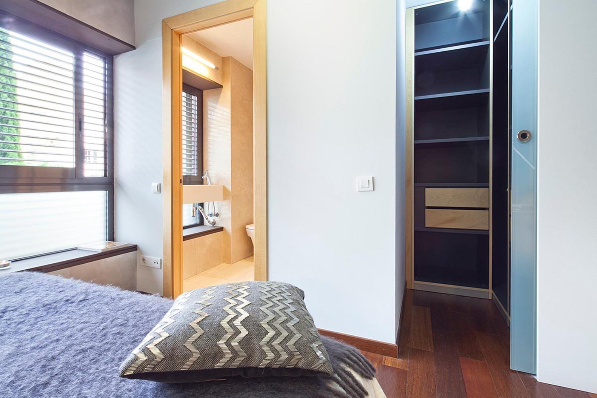Appartement My Space Emirates - Splendid With Terrace And Pool Near Park Gueell Barcelone