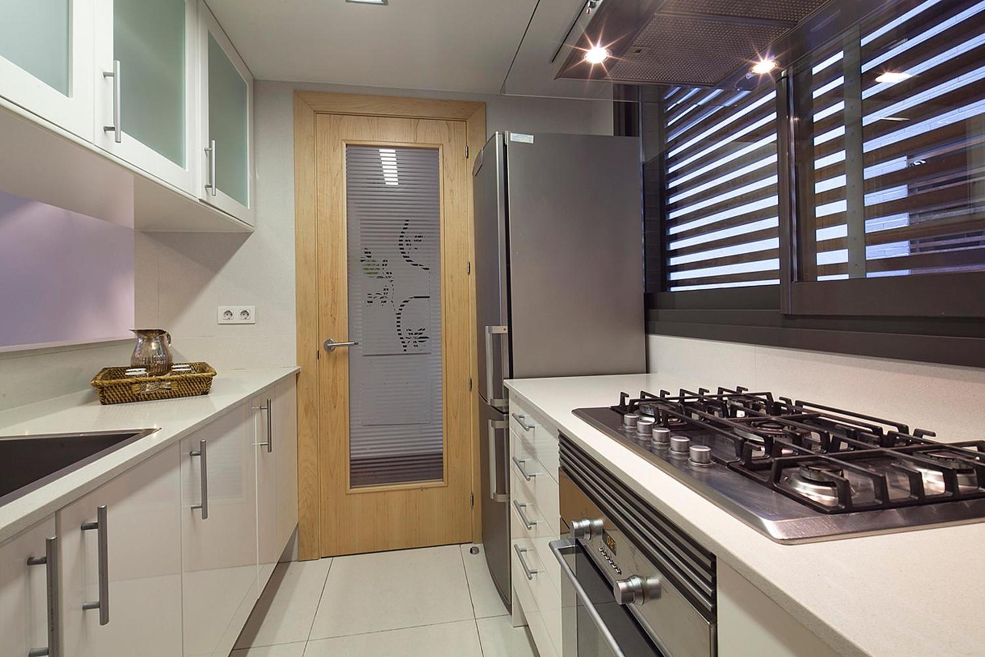 My Space Emirates - Splendid With Terrace And Pool Near Park Gueell Appartement Barcelone