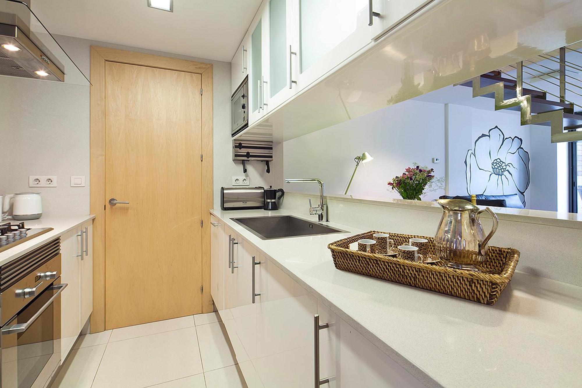 My Space Emirates - Splendid With Terrace And Pool Near Park Gueell * Barcelone