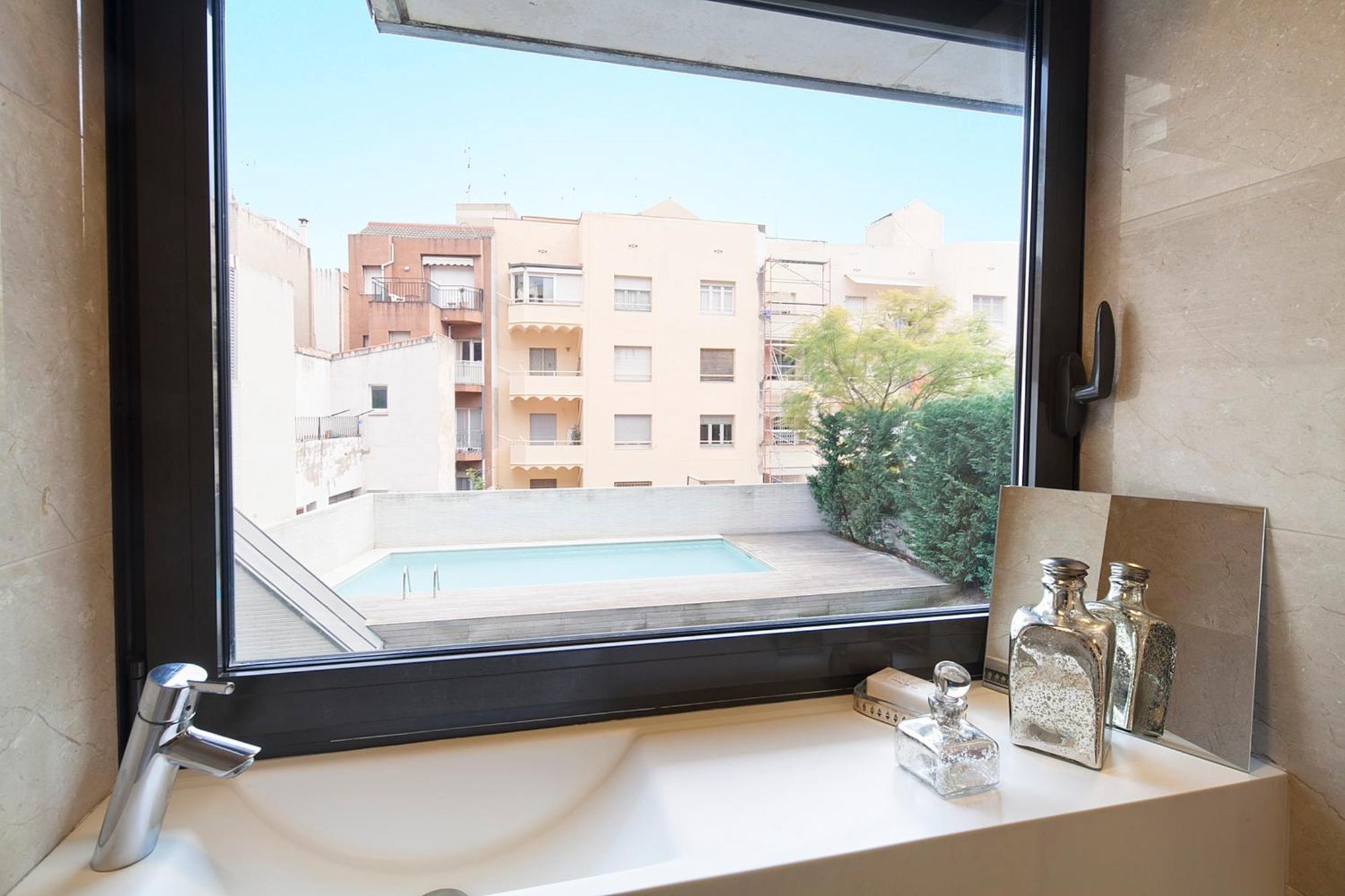 My Space Emirates - Splendid With Terrace And Pool Near Park Gueell Appartement *
